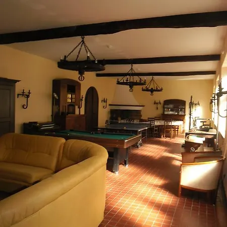 Hotel De L'abbaye Saint-Hubert